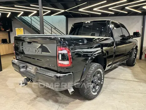 3500 6.7 I6 LARAMIE NIGHT EDITION CABINE DUPLA 4X4 TURBO DIE