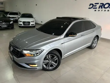 Volkswagen JETTA R-LINE 250 TSI 1.4 FLEX 16V AUT. 4 portas