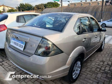FIESTA SEDAN - 1.6 SE SEDAN 16V 4P MANUAL