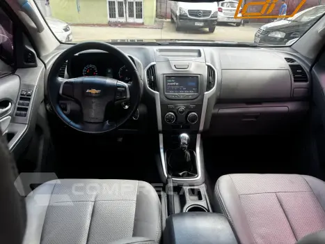 S10 2.4 FLEX ADVANTAGE CABINE DUPLA