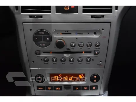 VECTRA SEDAN - 2.0 MPFI ELEGANCE 8V 4P MANUAL