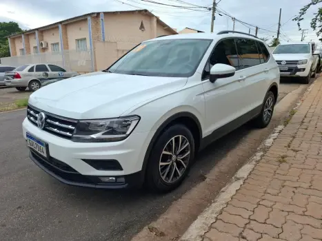 Volkswagen Tiguan 1.4 250 Tsi Total Flex Allspace Tiptronic 4 portas