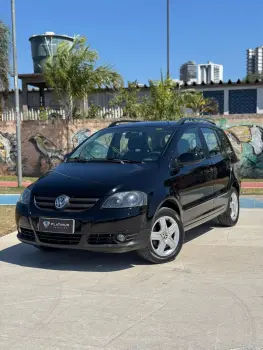 Volkswagen SPACEFOX 1.6 MI Sportline 8V 4 portas