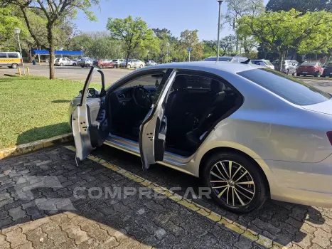 JETTA 2.0 TSI Highline