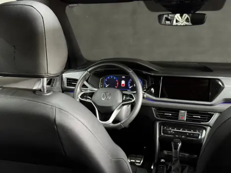 TAOS 1.4 250 TSI TOTAL FLEX HIGHLINE AUTOMÁTICO