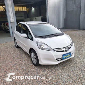 Fit 1.4 16V 4P LX FLEX