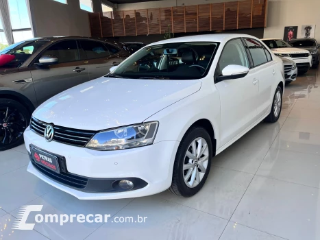 Volkswagen JETTA 2.0 Comfortline 4 portas