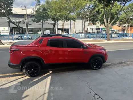 TORO 2.0 16V Turbo Ultra 4WD