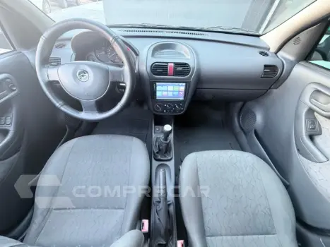 CORSA 1.8 MPFI Sedan 8V