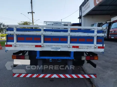 Accelo 915C + Carroceria