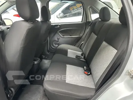 FIESTA 1.6 MPI Class Sedan 8V