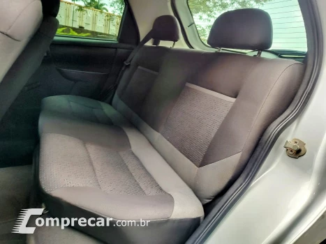 CELTA 1.0 MPFI LT 8V