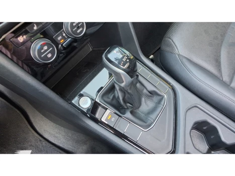TAOS 1.4 250 TSI TOTAL FLEX HIGHLINE AUTOMÁTICO