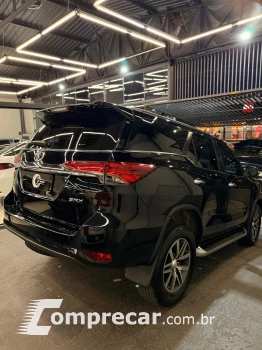 HILUX SW4 2.8 D-4d Turbo SRX 7L 4X4