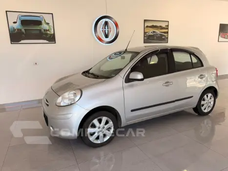 NISSAN March 1.6 16V 4P SV FLEX 4 portas