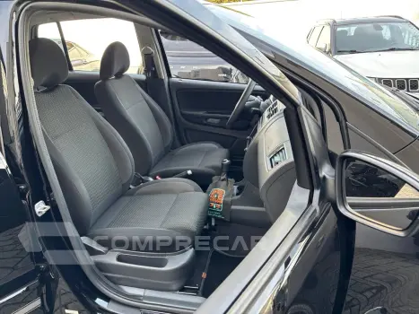Fox Connect 1.6 Flex 8V 5p