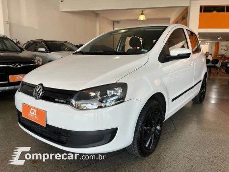 Volkswagen FOX 1.0 MI Bluemotion 8V 4 portas