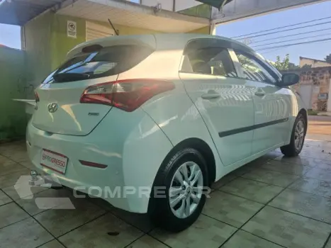 HB20 - 1.0 COMFORT PLUS 12V 4P MANUAL
