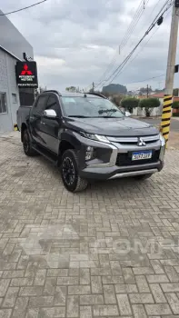L200 TRITON 2.4 16V Turbo Sport HPE TOP CD 4X4