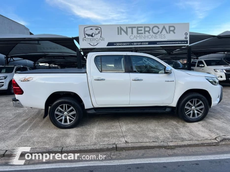 Toyota HILUX 2.8 SRX 4X4 CD 16V 4 portas