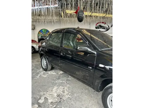 CLASSIC 1.0 MPFI LS 8V FLEX 4P MANUAL