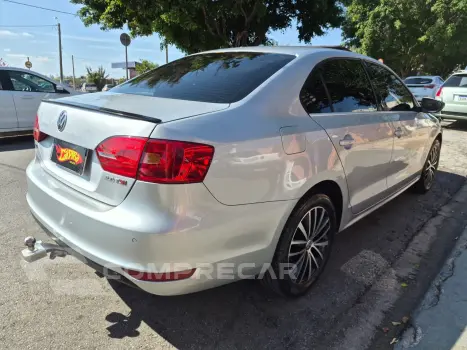 JETTA 2.0 TSI Highline 211cv
