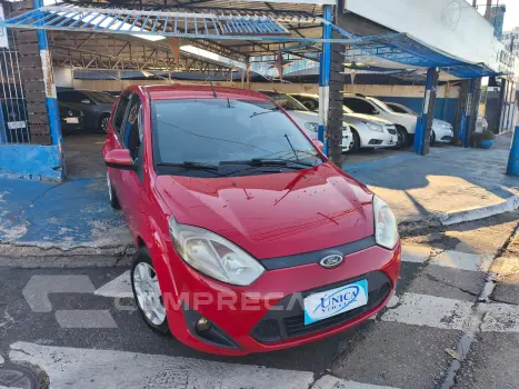 FORD FIESTA 1.6 Rocam Hatch 8V 4 portas