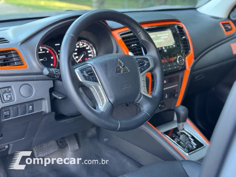 L200 TRITON 2.4 16V Turbo Sport Savana Sertôes CD 4X4