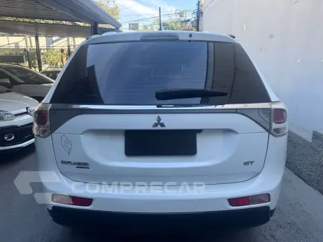 OUTLANDER 3.0 GT 4X4 V6 24V