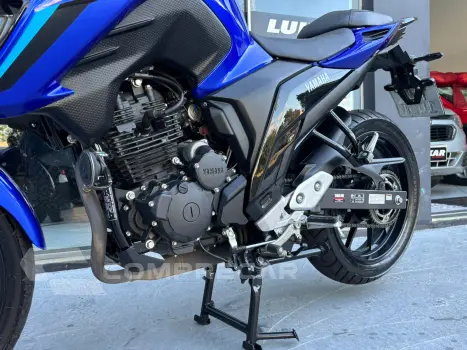 FZ25 FAZER
