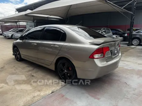 Civic 1.8 16V 4P FLEX LXS