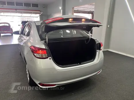 YARIS 1.5 16V Sedan XL