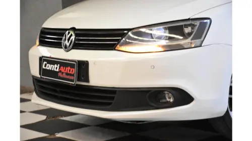 JETTA - 2.0 COMFORTLINE 4P MANUAL