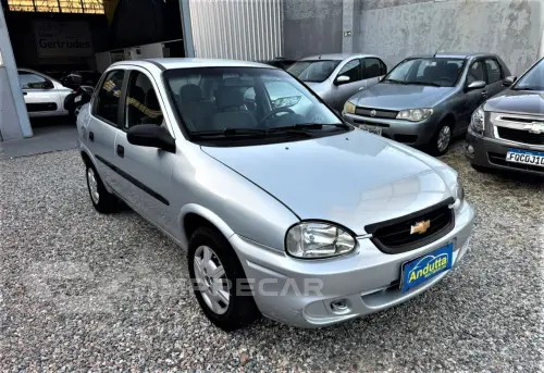 CHEVROLET Classic Sedan 1.0 4P VHCE FLEX LS 4 portas