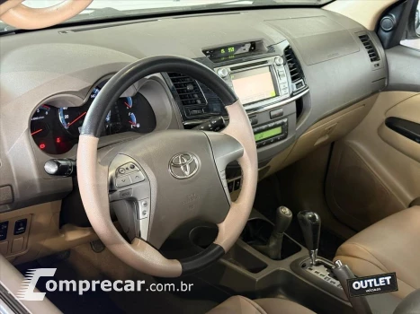 HILUX SW4 3.0 SRV 4X4 7 LUGARES 16V TURBO INTERCO