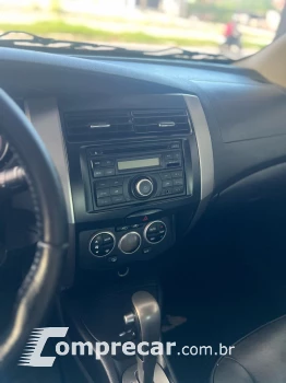 LIVINA 1.8 SL X-gear 16V