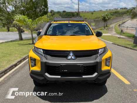 L200 TRITON 2.4 16V TURBO DIESEL SPORT SAVANA CD 4P 4X4 AUTO