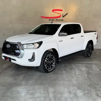 Toyota HILUX 2.8 SRV 4X4 CD 16V 4 portas