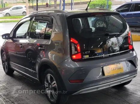 up! cross 1.0 TSI Total Flex 12V 5p