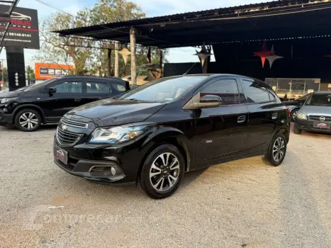 CHEVROLET Onix Hatch 1.4 4P FLEX LTZ AUTOMÁTICO 4 portas
