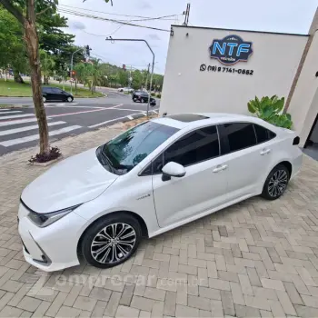 Corolla Altis Prem. 1.8 Aut. (Híbrido)