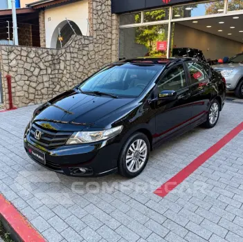 CITY 1.5 LX Sedan 16V
