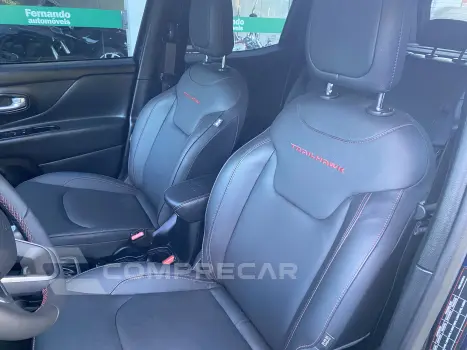 RENEGADE 1.3 T270 Turbo Trailhawk 4X4