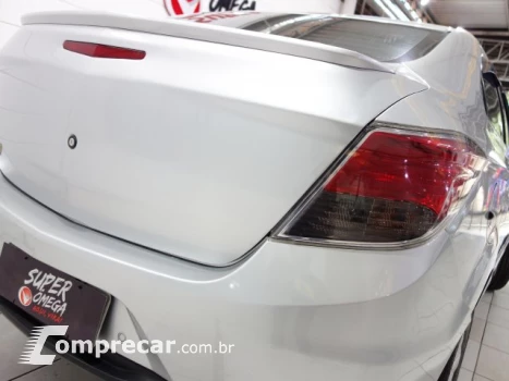 PRISMA - 1.0 MPFI ADVANTAGE 8V 4P MANUAL