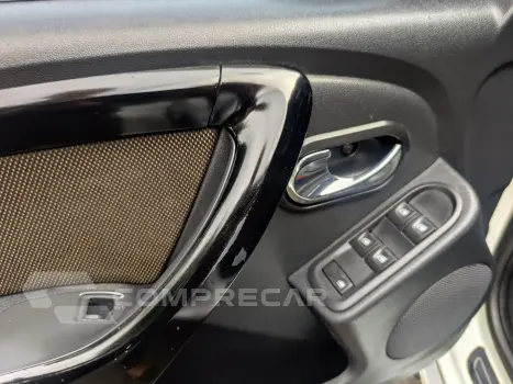 DUSTER 1.6 DYNAMIQUE 4X2 16V FLEX 4P MANUAL