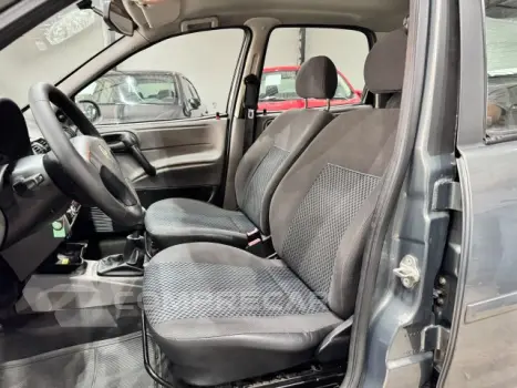 CLASSIC - 1.0 MPFI LS 8V 4P MANUAL