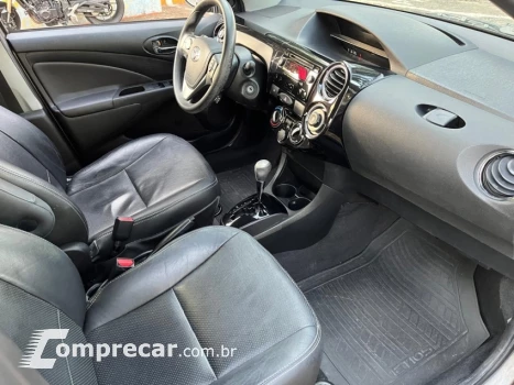 ETIOS 1.5 X Plus Sedan 16V