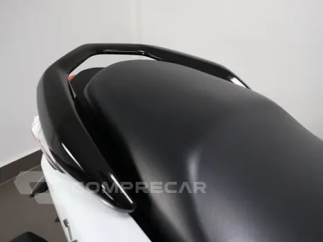 YAMAHA NMAX 160 ABS