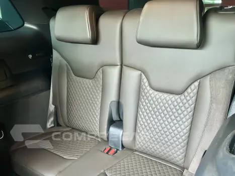 COMMANDER 1.3 T270 TURBO FLEX OVERLAND AT6