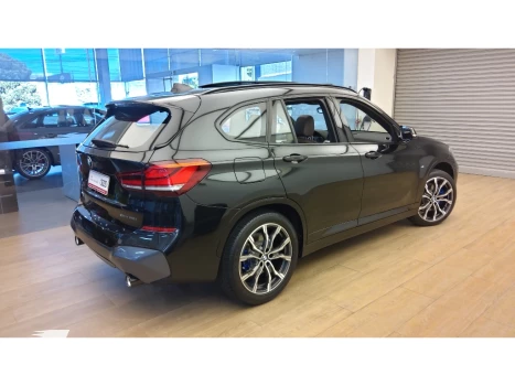 X1 2.0 16V Turbo Activeflex Sdrive20i M SPORT 4P AUTOMÁTICO